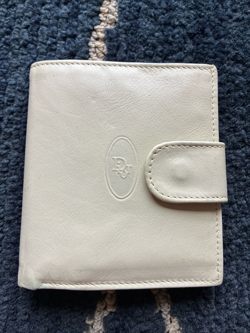 Vintage CHRISTIAN DIOR Off-White Soft Lamb Leather Wallet Bifold Gold Snap